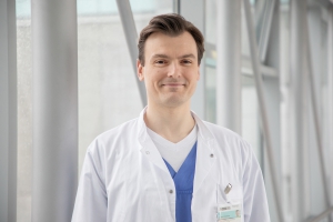 8635-Karagezian,Sergei